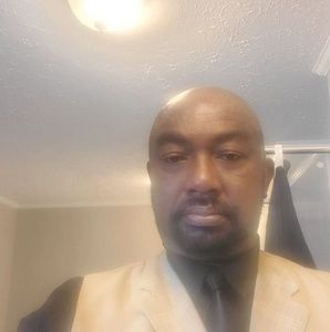 Meet your Posher, Jerome